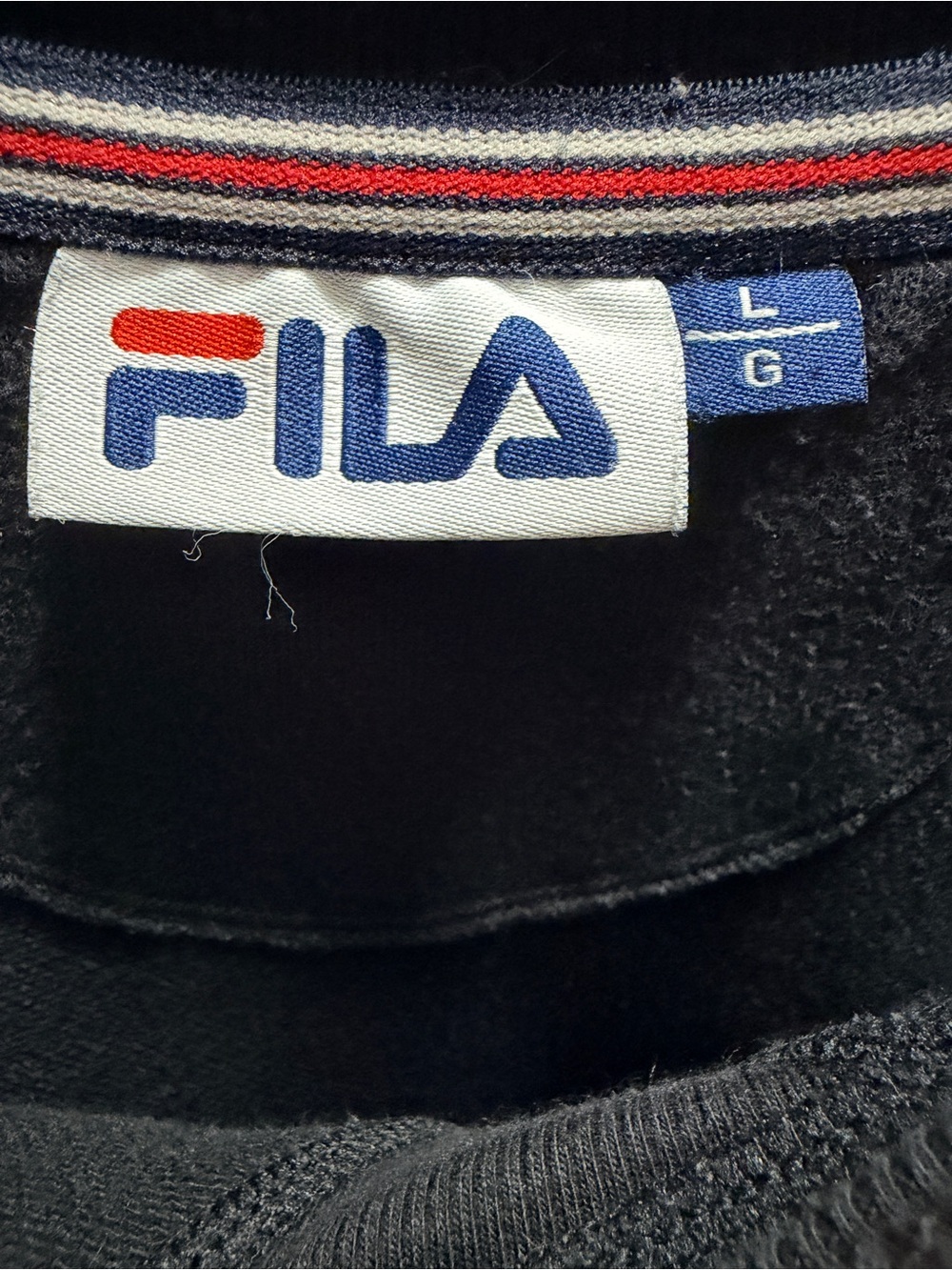 Y2K Fila Black Mens Crewneck Sweatshirt with White & Red Logo Size Large - Picture 4 of 6